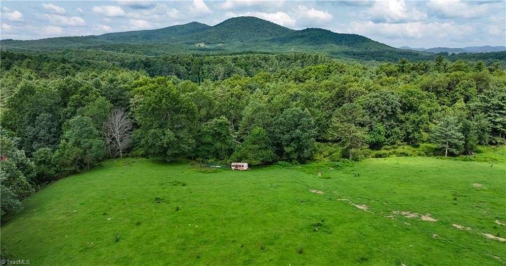 10 Acres of Land for Sale in Glade Valley, North Carolina