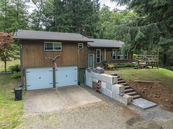 5 Acres of Land with Home for Sale in Otis, Oregon