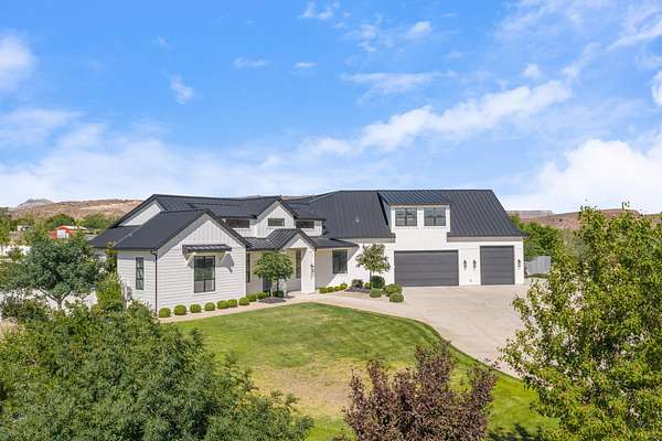 1.7 Acres of Land with Home for Sale in Leeds, Utah