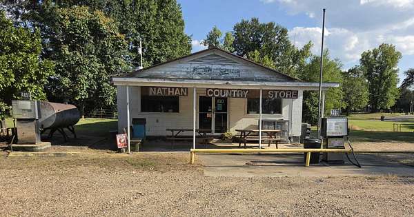 5 Acres of Improved Commercial Land for Sale in Nashville, Arkansas