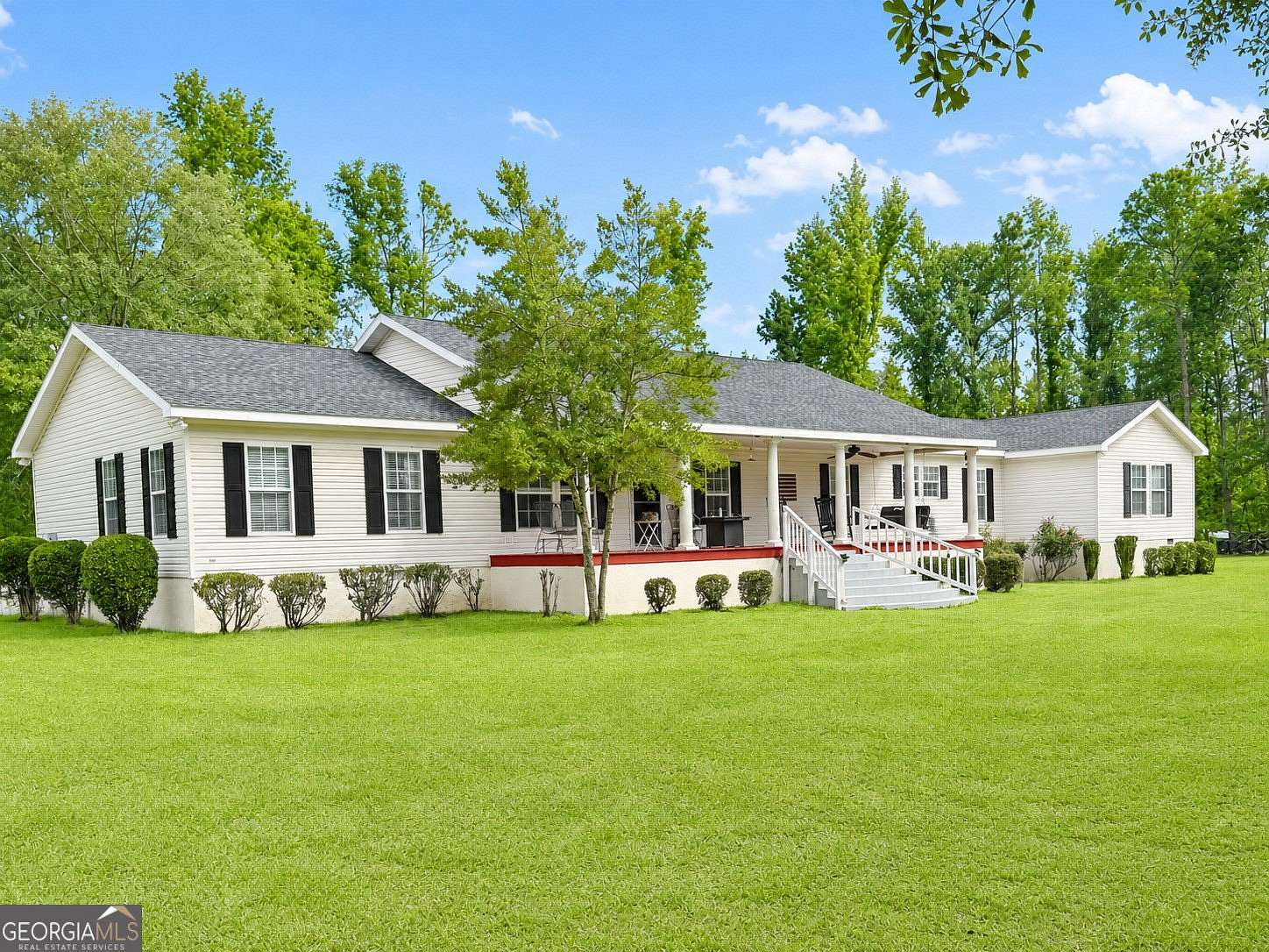 5 Acres of Land with Home for Sale in Adrian, Georgia