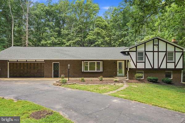 2.22 Acres of Land with Home for Sale in Nokesville, Virginia