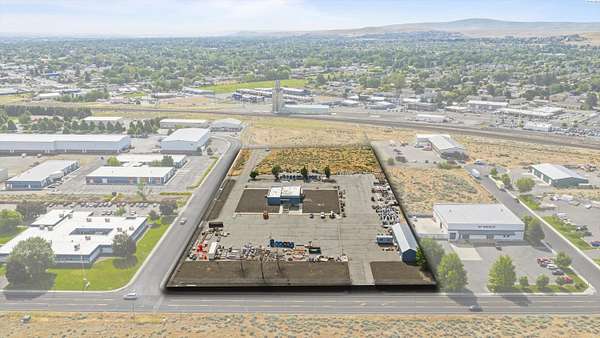 6.69 Acres of Commercial Land for Sale in Kennewick, Washington