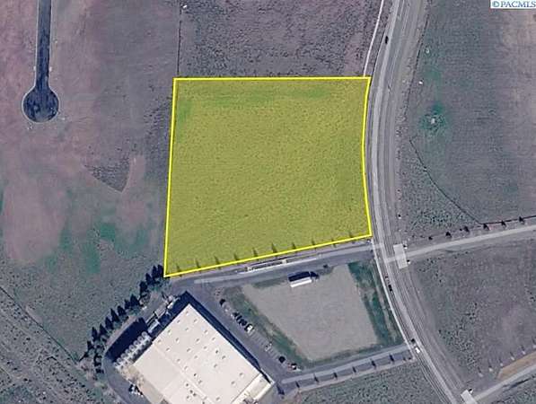 5 Acres of Commercial Land for Sale in West Richland, Washington