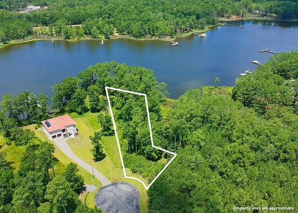1.27 Acres of Residential Land for Sale in Belhaven, North Carolina