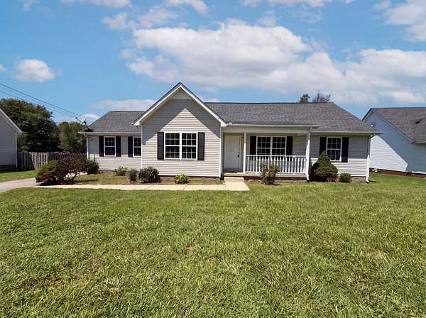 2.9 Acres of Land with Home for Sale in Murfreesboro, Tennessee