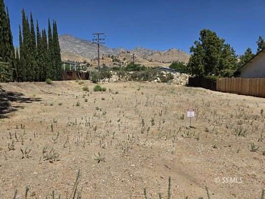 0.42 Acres of Land for Sale in Wofford Heights, California
