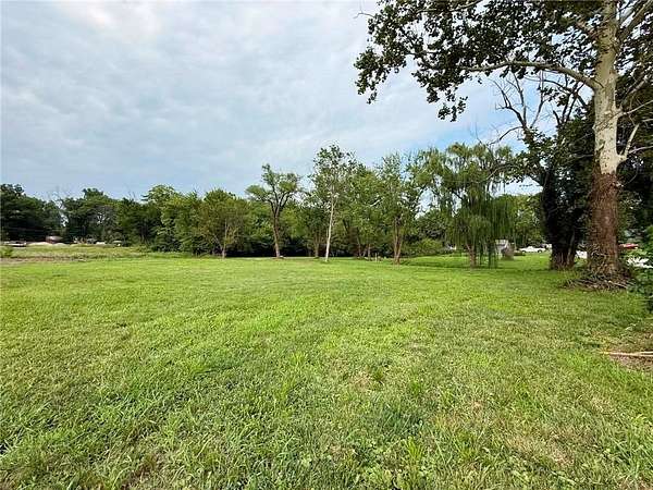 2.12 Acres of Residential Land for Sale in McLouth, Kansas