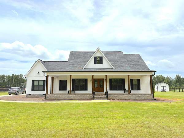 3 Acres of Land with Home for Sale in Aiken, South Carolina