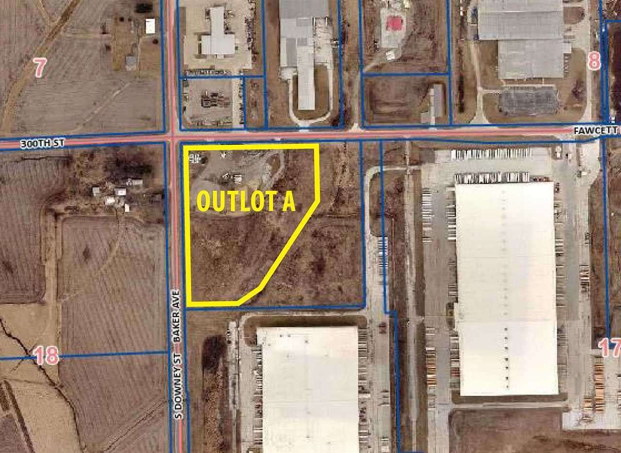 18.5 Acres of Commercial Land for Sale in Springdale Township, Iowa
