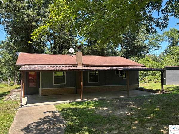 3 Acres of Land with Home for Sale in Lincoln, Missouri