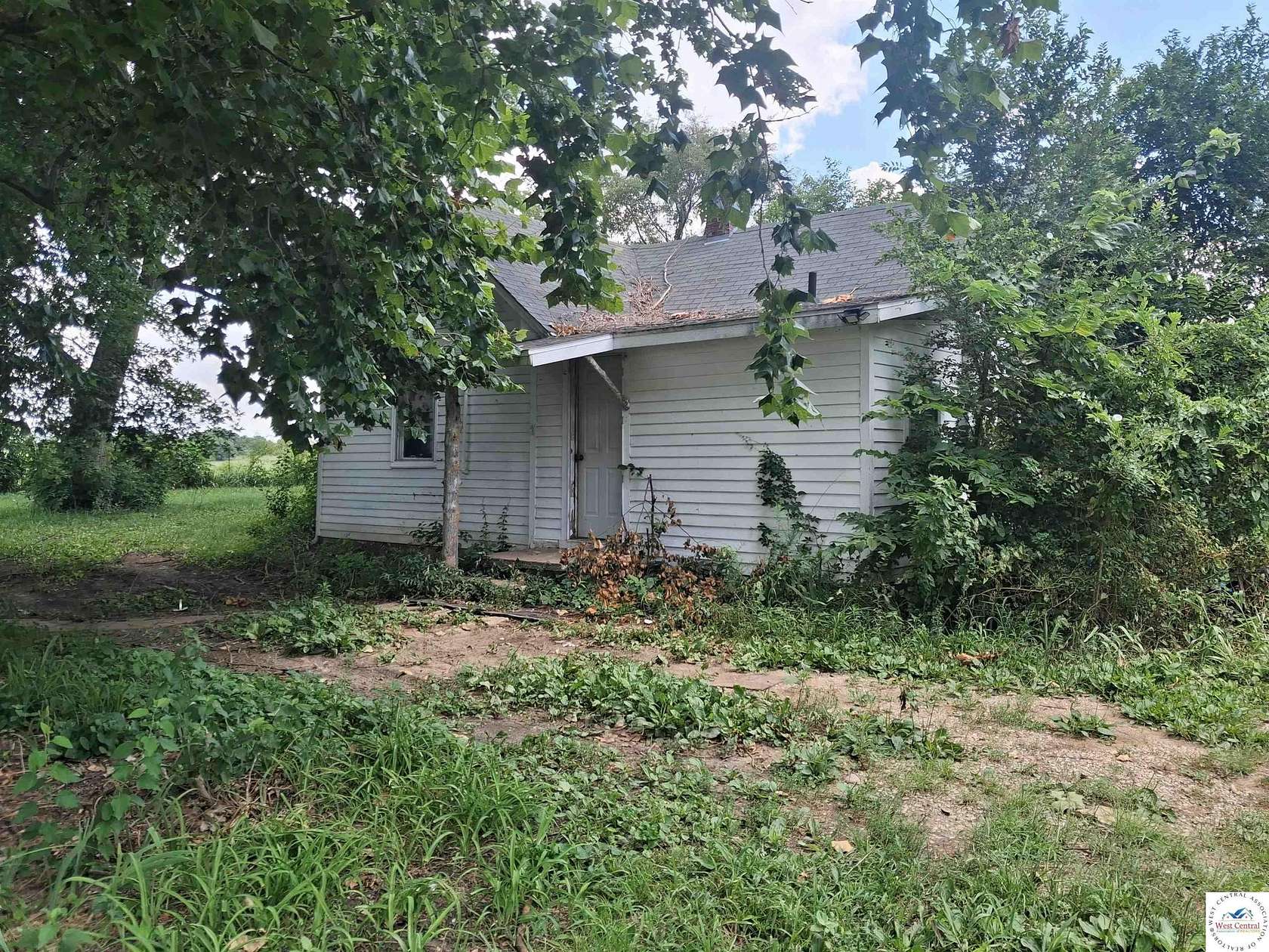 7.5 Acres of Land with Home for Sale in Chilhowee, Missouri