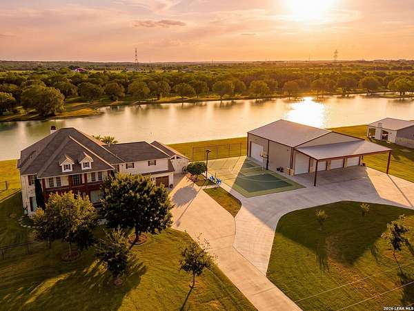 1.5 Acres of Land with Home for Sale in Seguin, Texas