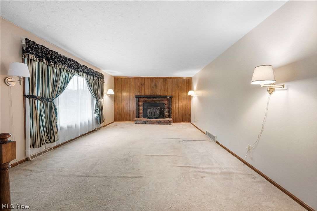 2 Acres of Land with Home for Sale in Ravenna, Ohio