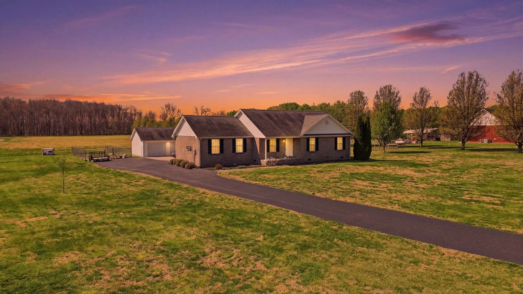 5 Acres of Land with Home for Sale in Manchester, Tennessee