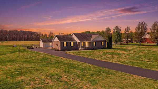 5 Acres of Land with Home for Sale in Manchester, Tennessee
