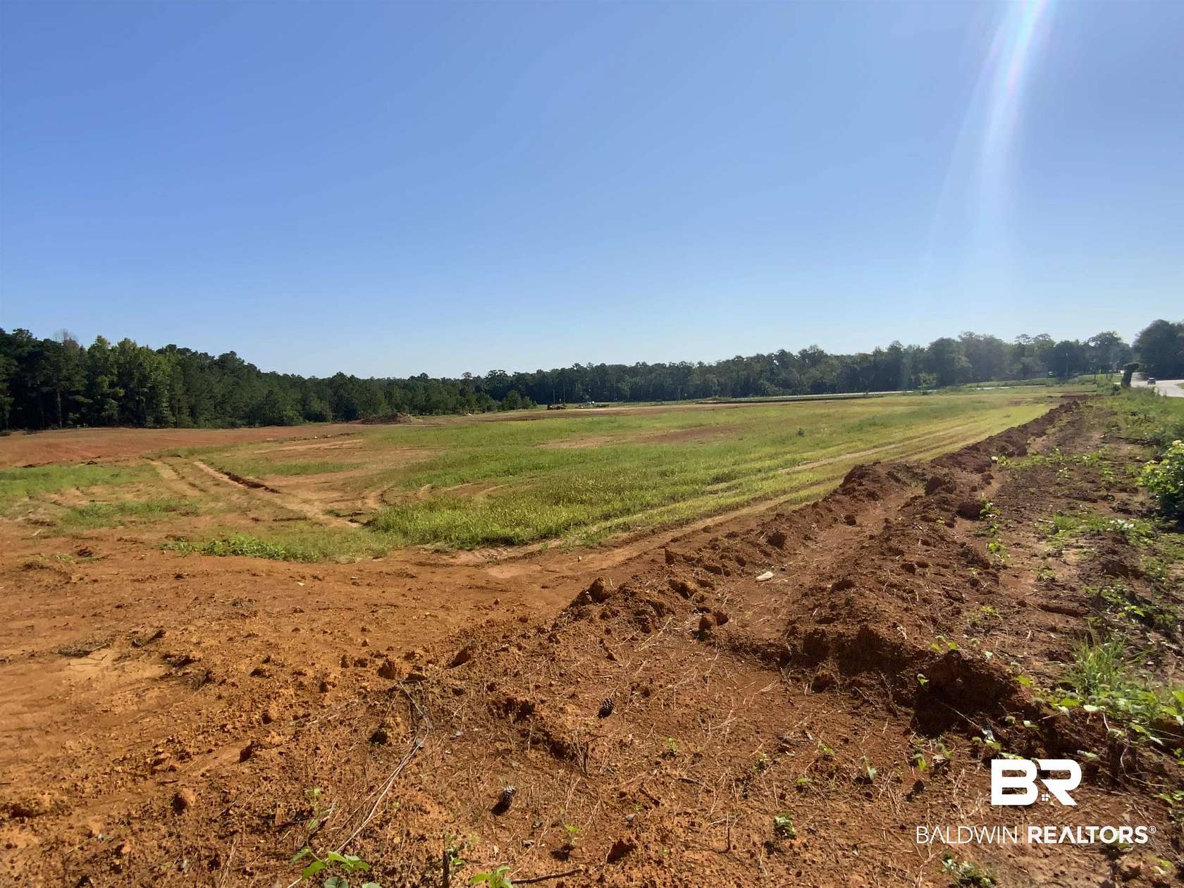 1.24 Acres of Commercial Land for Sale in Bay Minette, Alabama