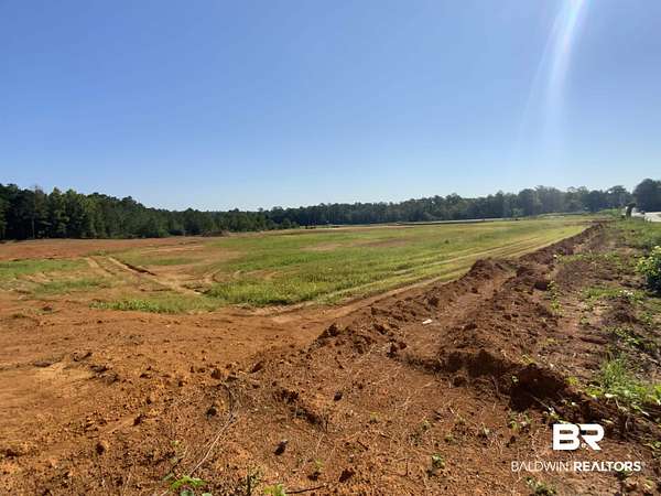 1.24 Acres of Commercial Land for Sale in Bay Minette, Alabama