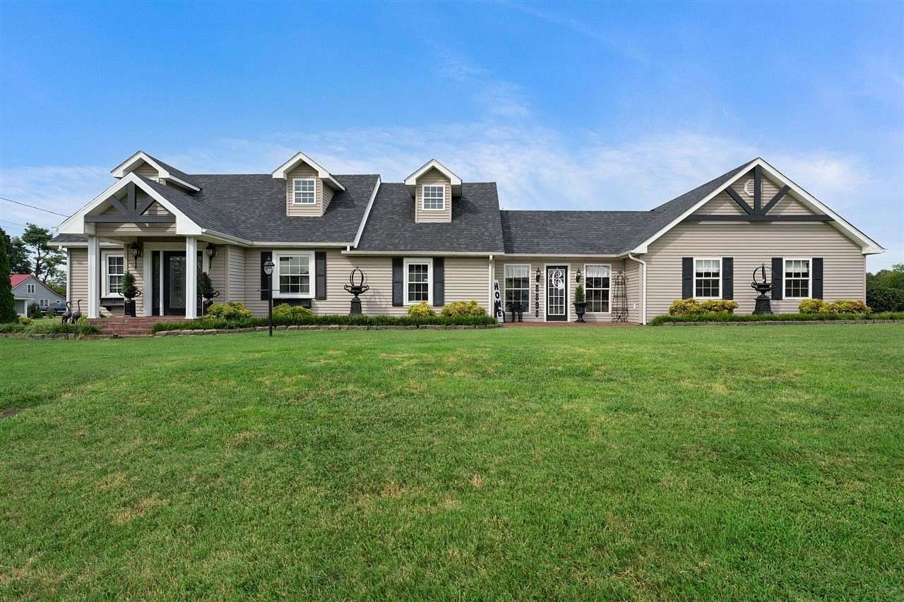 5 Acres of Land with Home for Sale in Glasgow, Kentucky