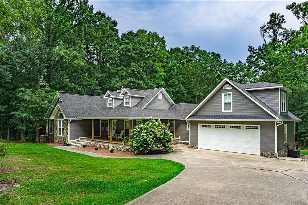 2 Acres of Land with Home for Sale in Phenix City, Alabama