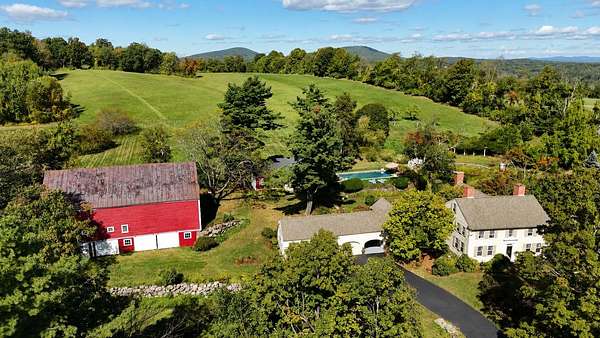 6.44 Acres of Land with Home for Sale in Amherst, New Hampshire