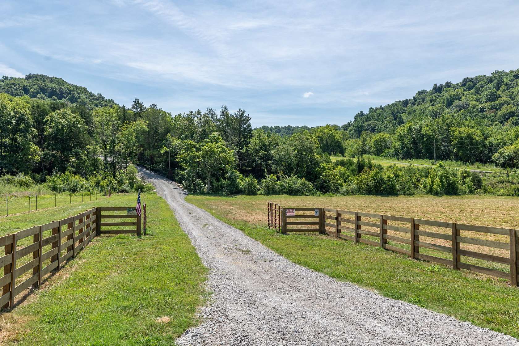 123 Acres of Land for Sale in Belfast, Tennessee