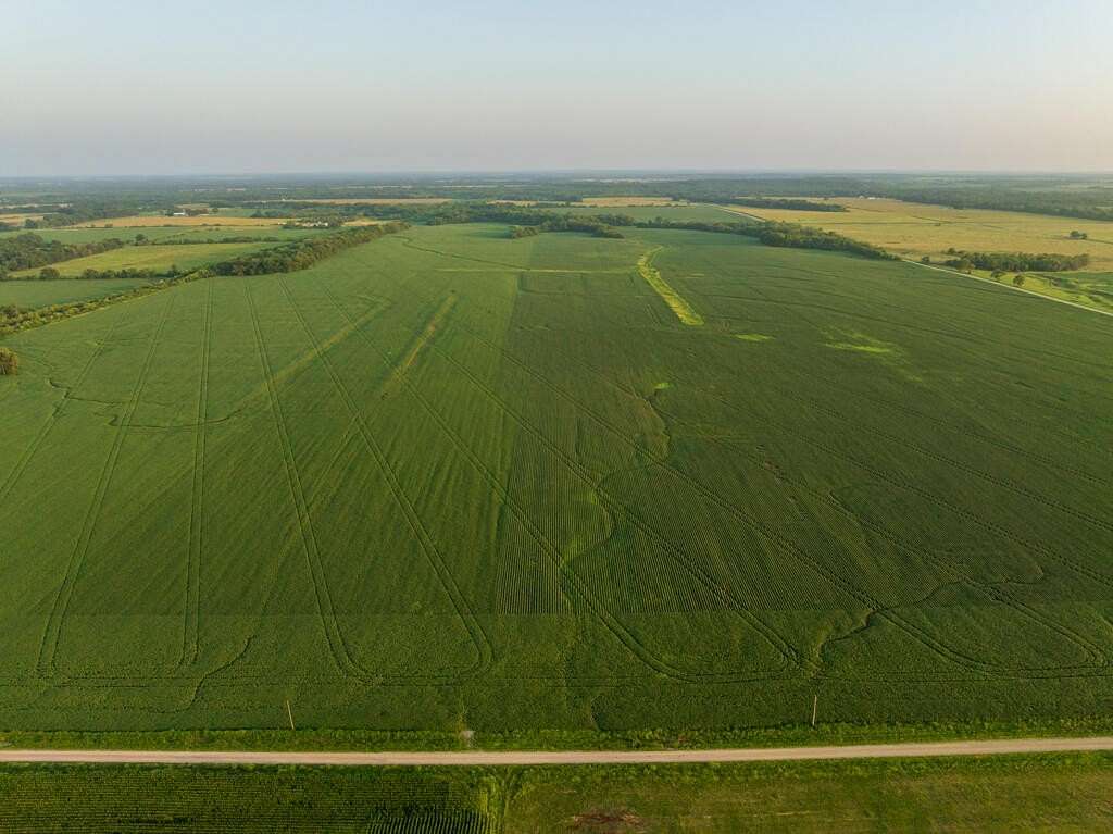 530 Acres of Agricultural Land for Auction in Deerfield, Missouri