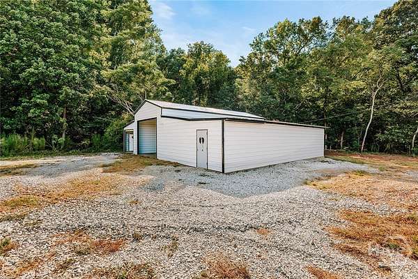 26.6 Acres of Recreational & Residential Land for Sale in Colbert, Georgia
