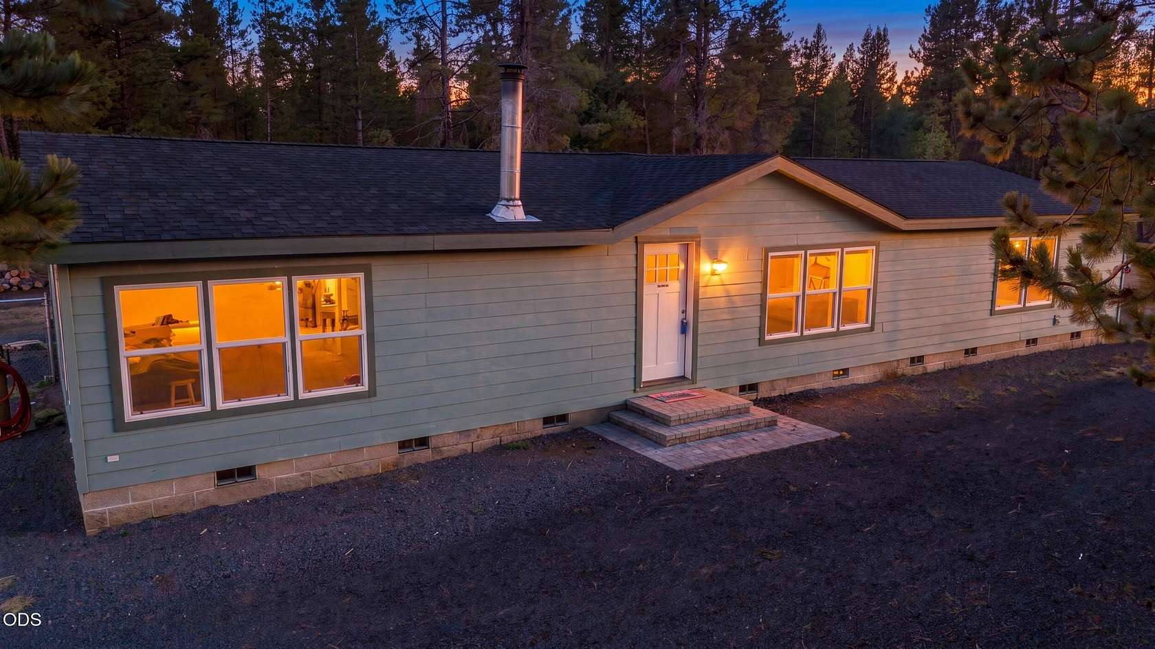 2.27 Acres of Land with Home for Sale in La Pine, Oregon