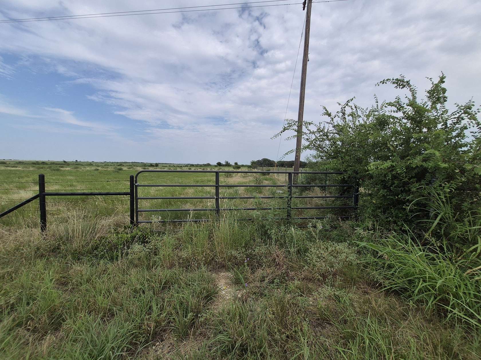 10 Acres of Land for Sale in Indian Gap, Texas