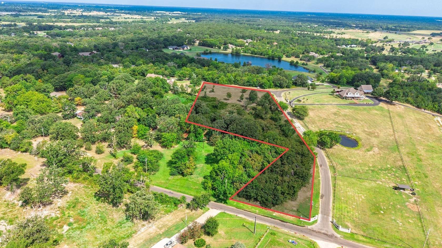 2.52 Acres of Residential Land for Sale in Sulphur Springs, Texas