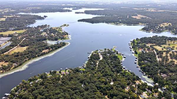 0.56 Acres of Residential Land for Sale in Athens, Texas