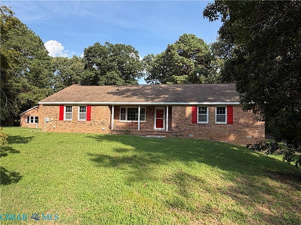7 Acres of Land with Home for Sale in Wicomico, Virginia