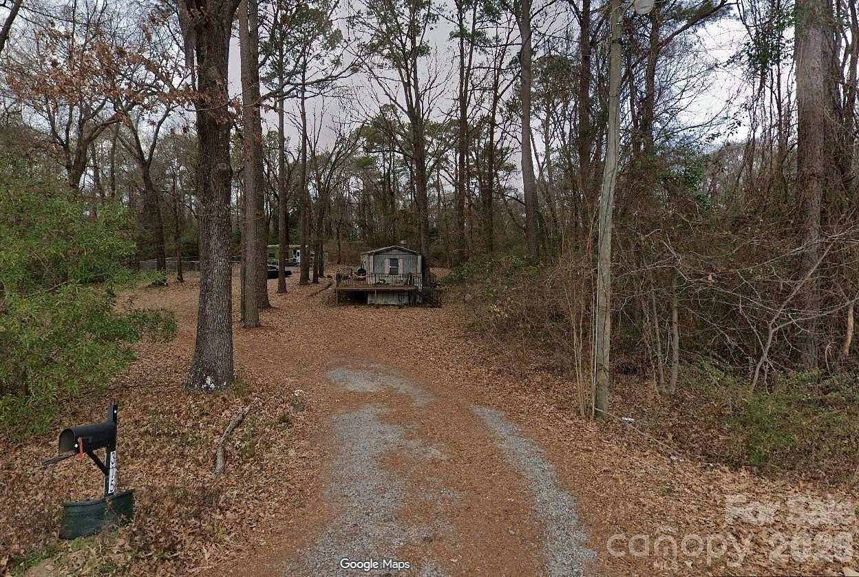 0.88 Acres of Residential Land for Sale in Hookerton, North Carolina