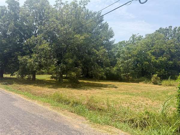 0.11 Acres of Land for Sale in Paris, Texas