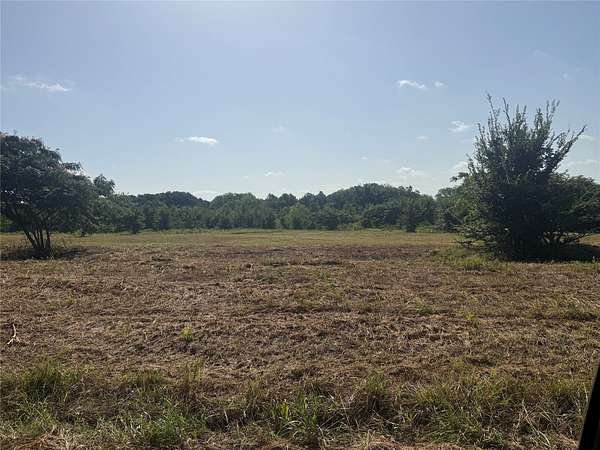 1 Acre of Land for Sale in Whitesboro, Texas