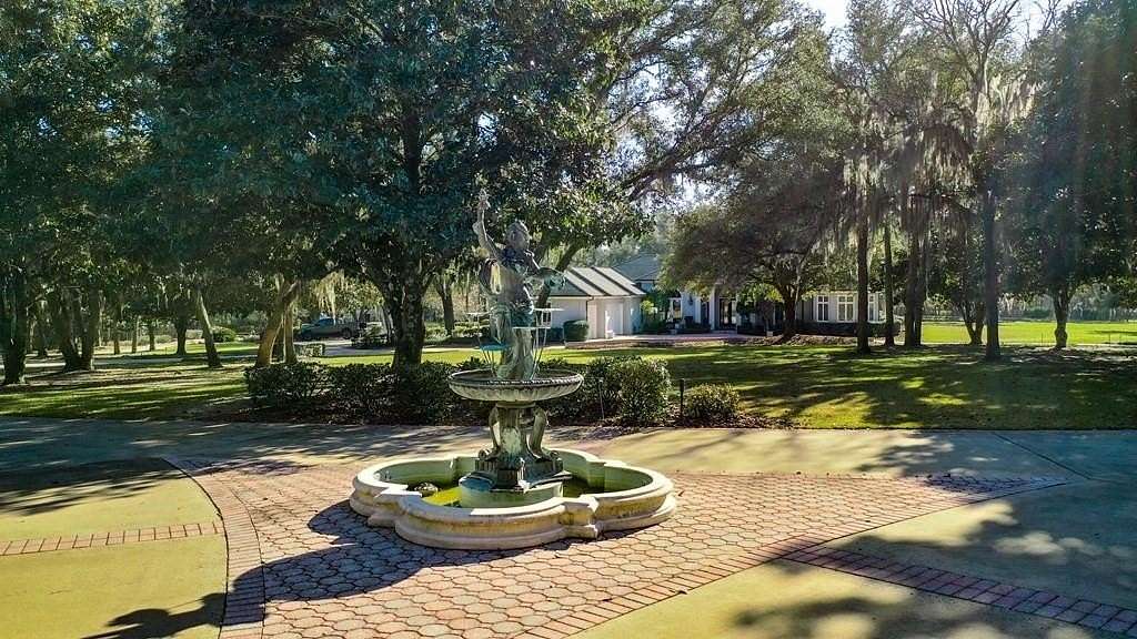 6.14 Acres of Land with Home for Sale in Blackshear, Georgia
