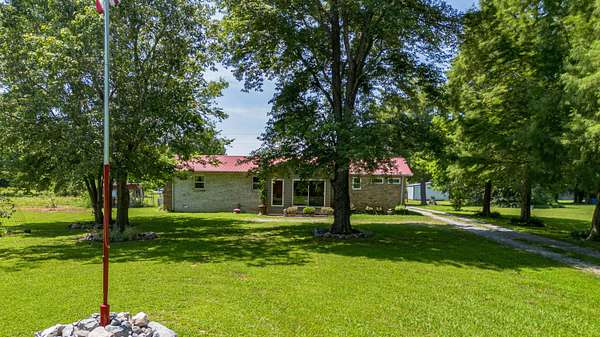 14.7 Acres of Land with Home for Sale in Symsonia, Kentucky