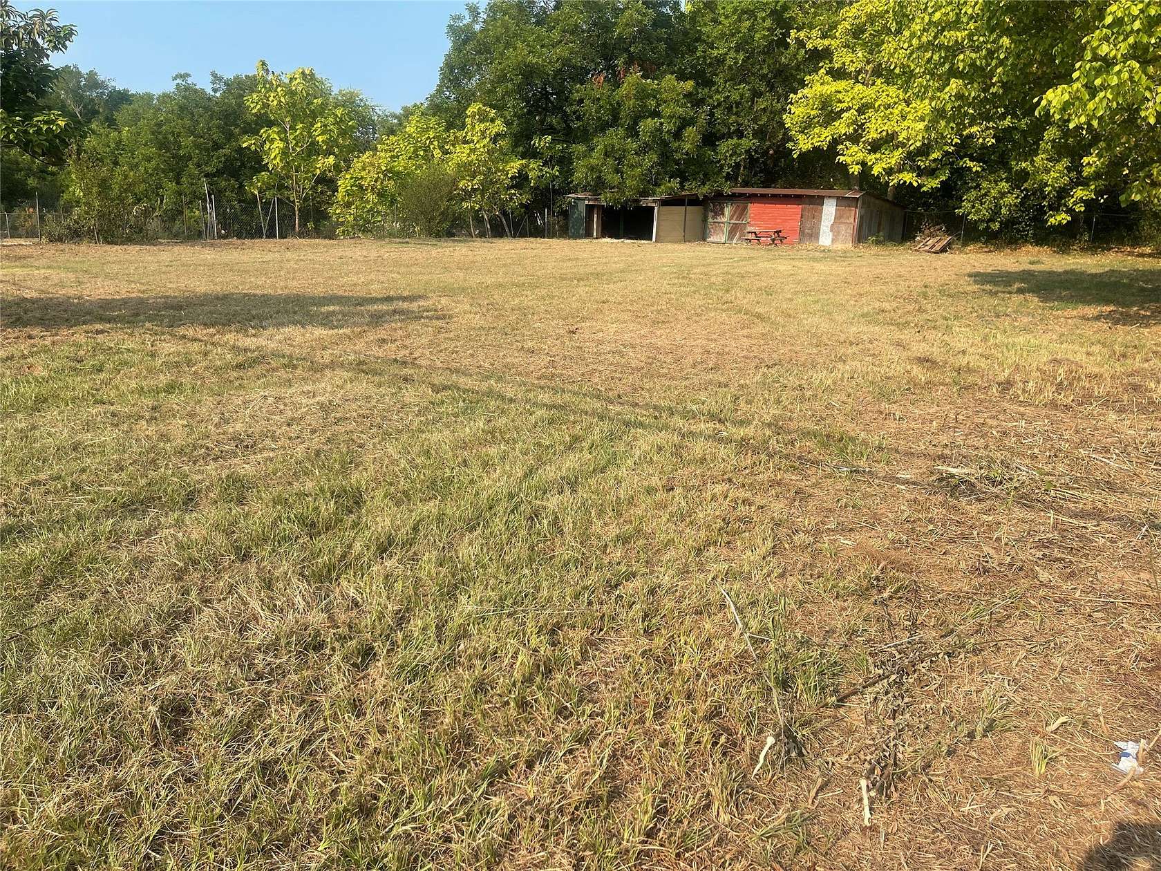 0.87 Acres of Commercial Land for Sale in Mineola, Texas