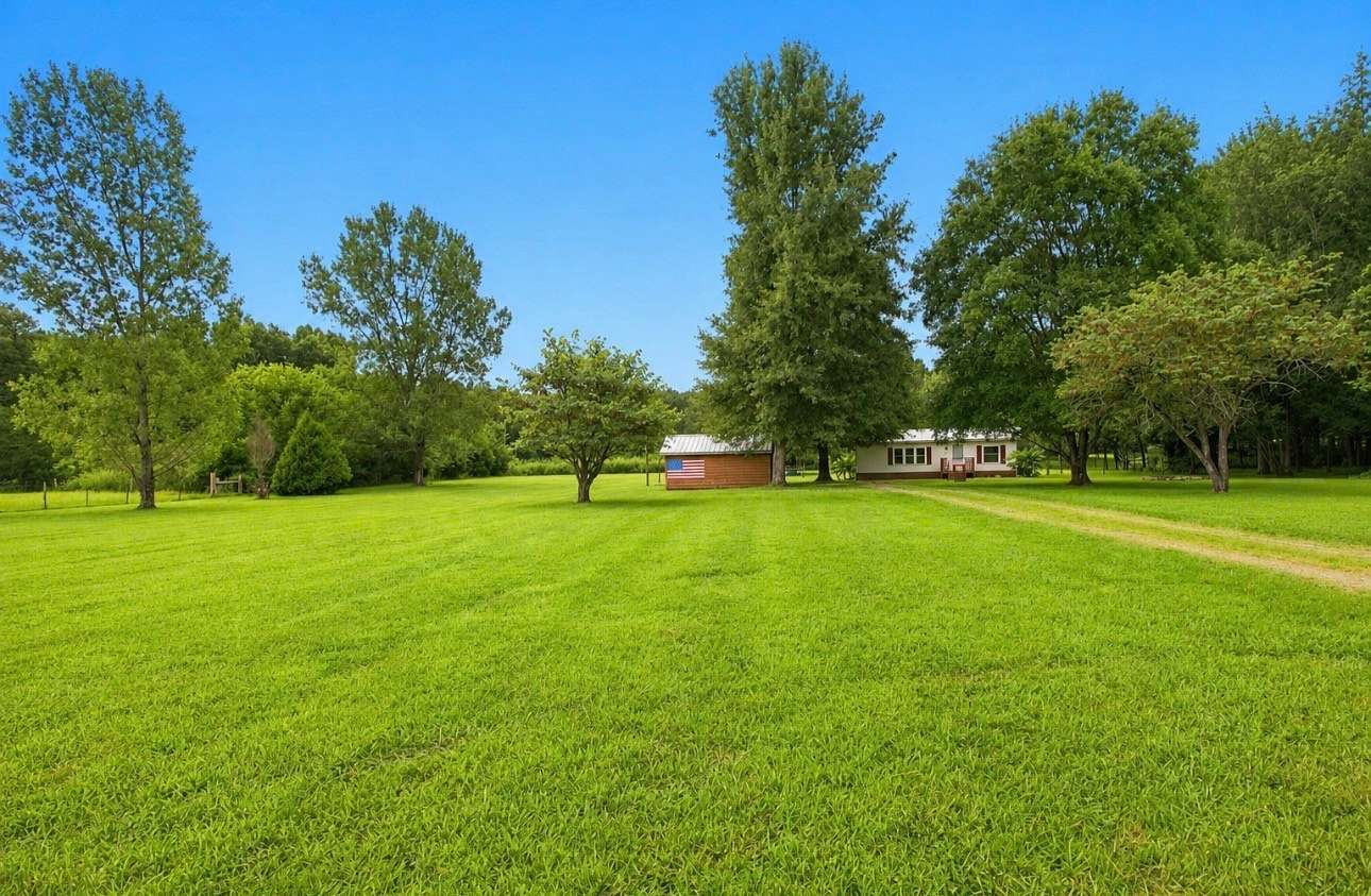 5.13 Acres of Land with Home for Sale in Lewisburg, Tennessee