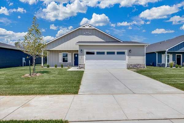17 Acres of Land with Home for Sale in Maize, Kansas