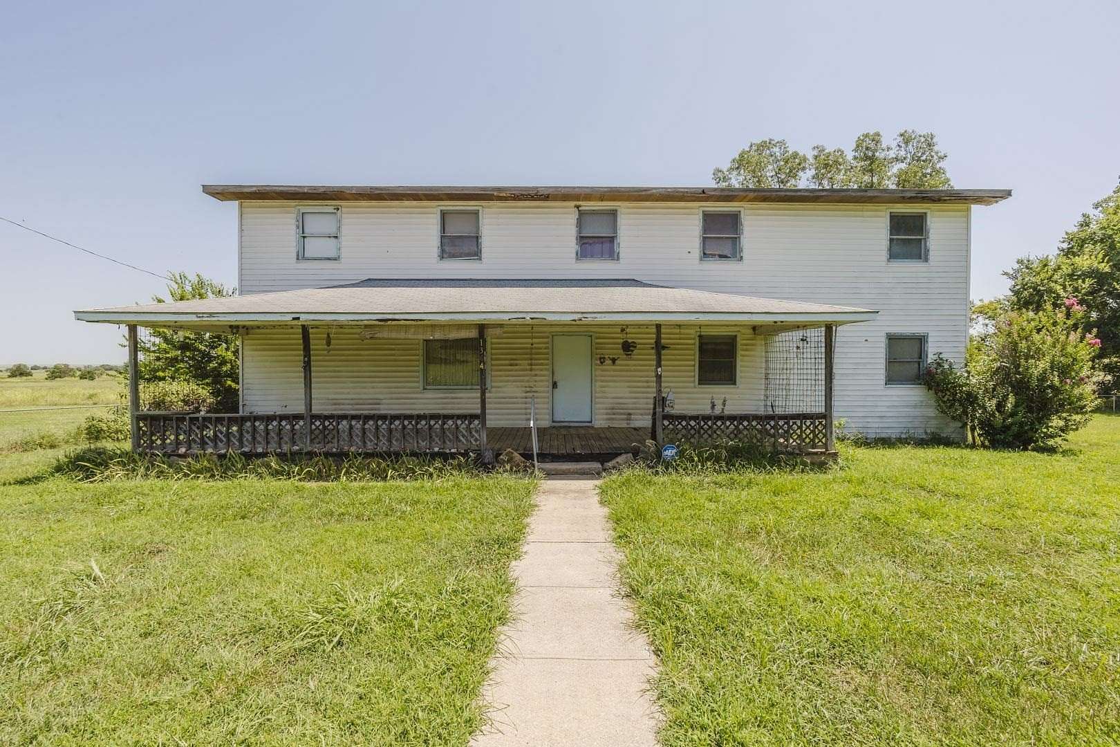 159 Acres of Land with Home for Auction in Eureka, Kansas