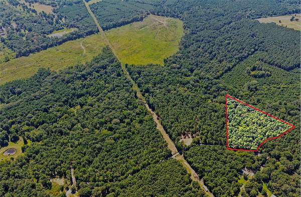 10.3 Acres of Recreational & Residential Land for Sale in Pittsburg, Texas