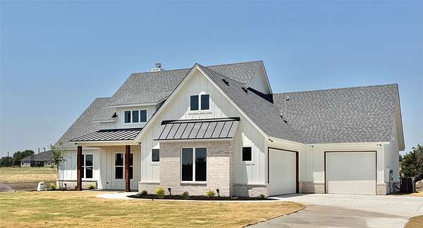 1.82 Acres of Land with Home for Sale in Weatherford, Texas