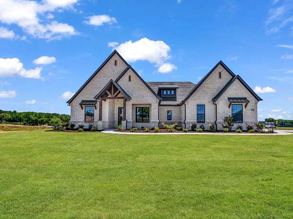 2 Acres of Land with Home for Sale in Decatur, Texas
