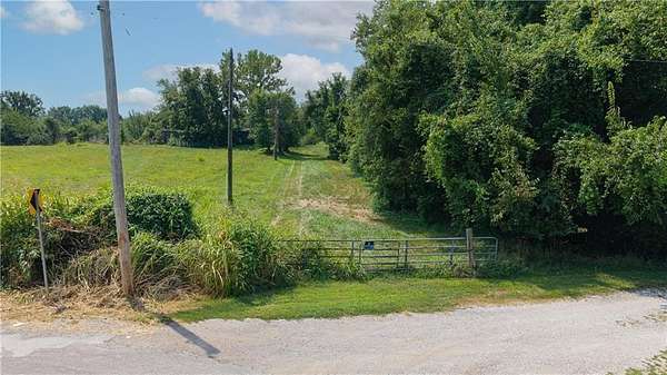 15.5 Acres of Land for Sale in Buckner, Missouri