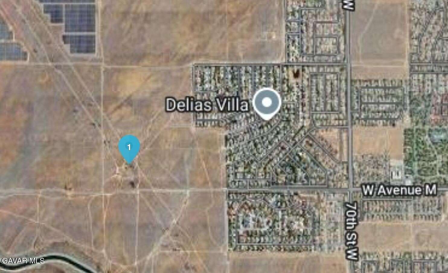 4.9 Acres of Land for Sale in Quartz Hill, California