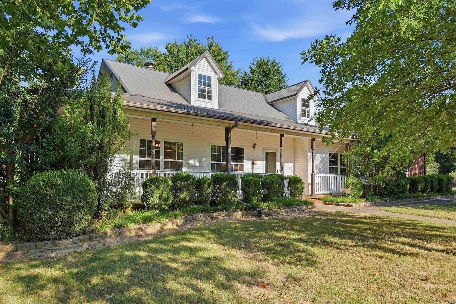 9.4 Acres of Land with Home for Sale in Vilonia, Arkansas