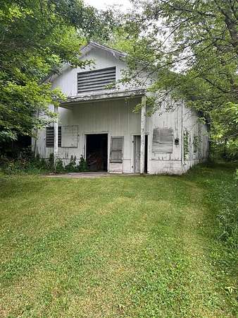0.78 Acres of Mixed-Use Land for Sale in Troutdale, Virginia
