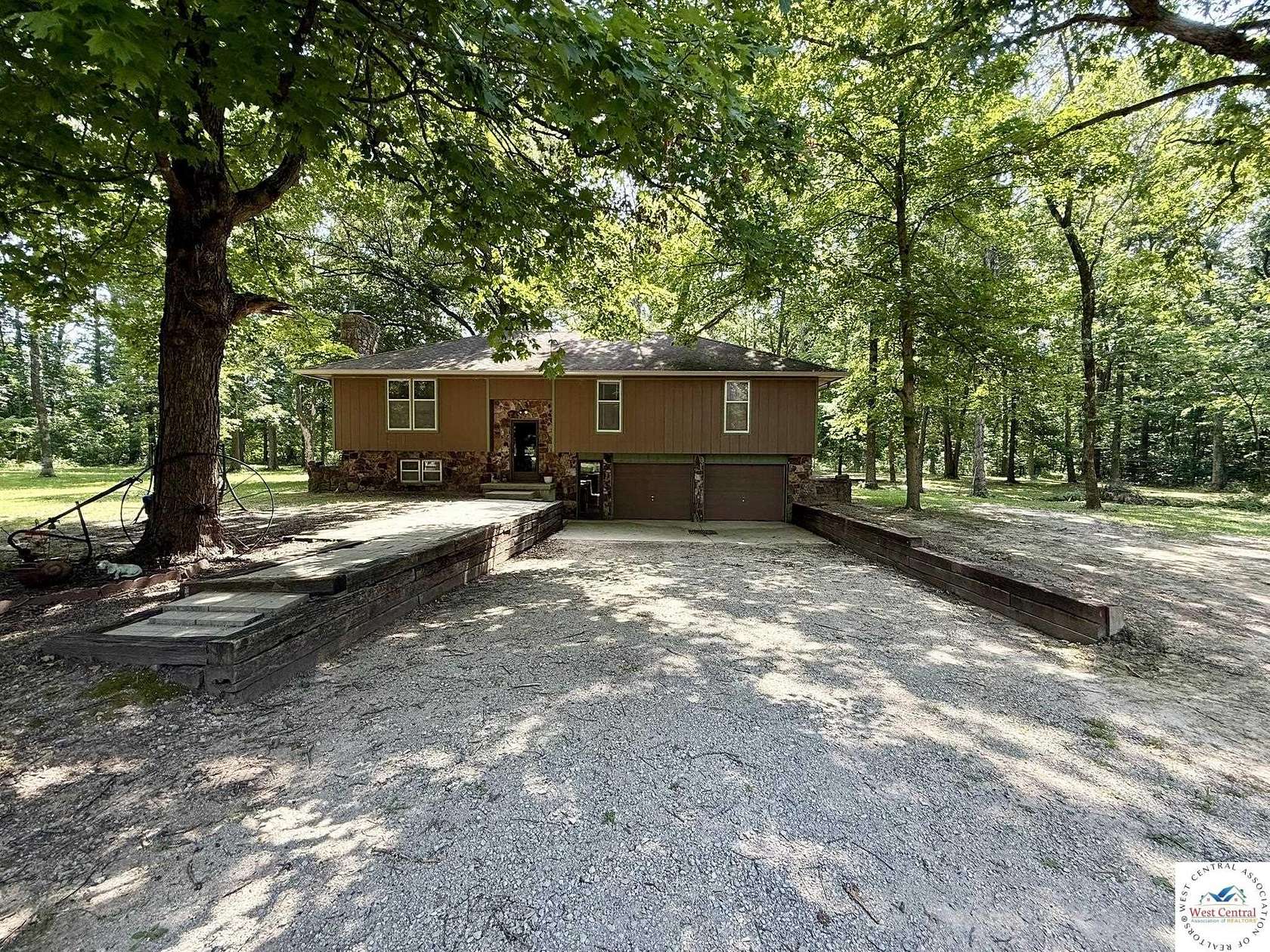 26 Acres of Recreational Land with Home for Sale in Calhoun, Missouri